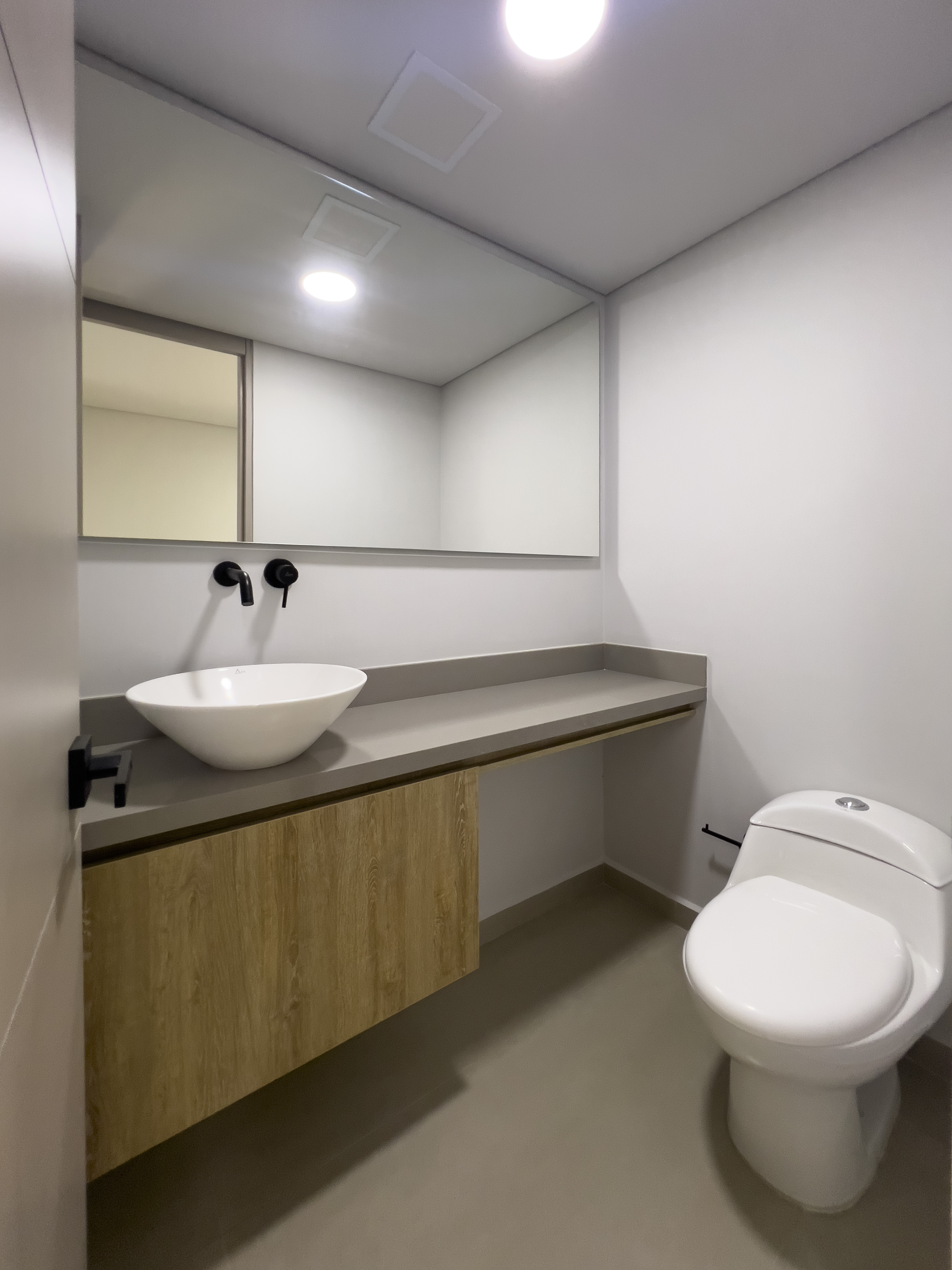 Apartamento en venta en el poblado Medellín cerca del Tesoro