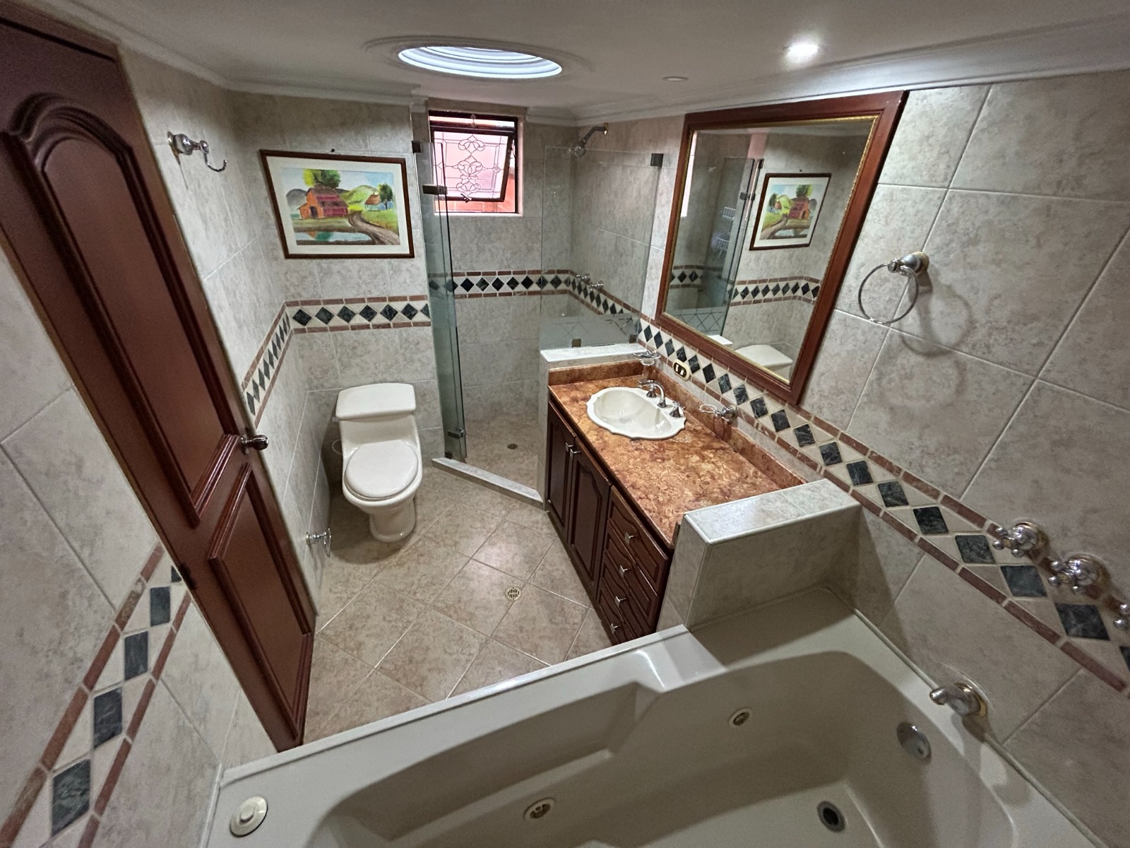 Casa para venta en la mota Medellin