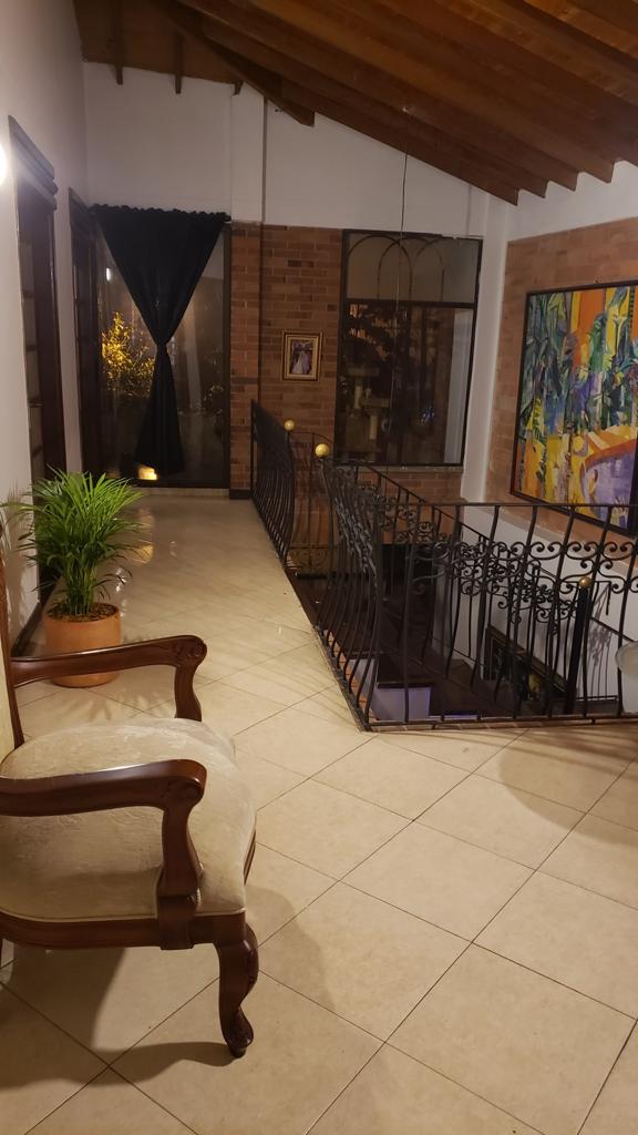 Hermosa casa para la venta en Sabaneta