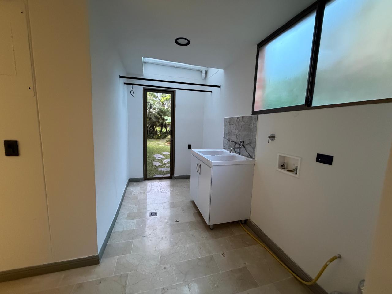Casa en  venta en la Calera el    Poblado Medellin