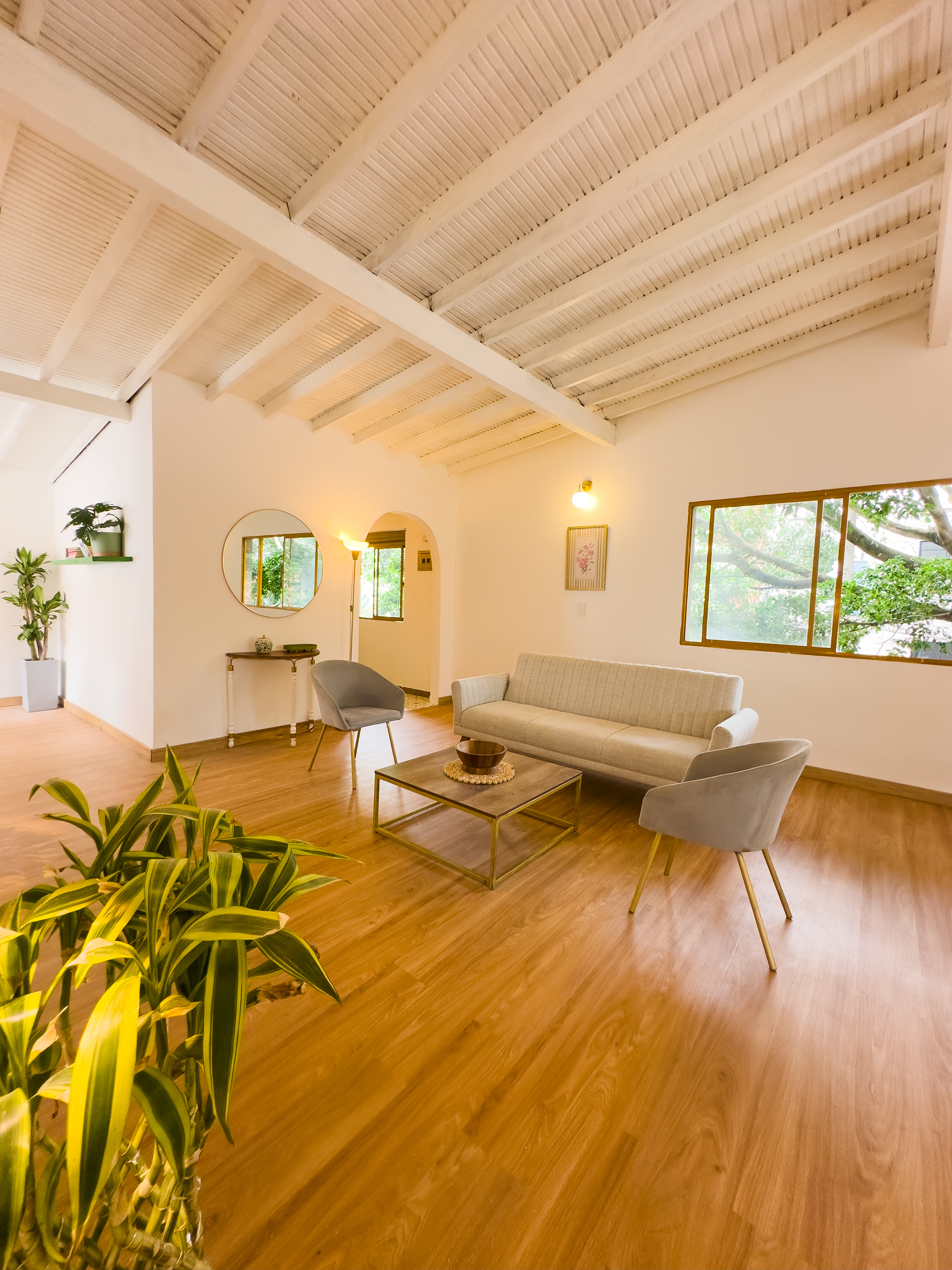 Casa en venta - comercial o residencial en Santa Lucia - Medellin