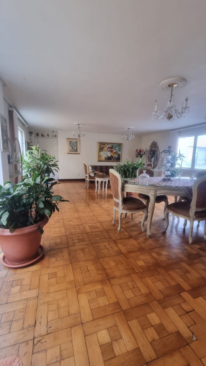 APARTAMENTO EN VENTA LAURELES, MEDELLIN