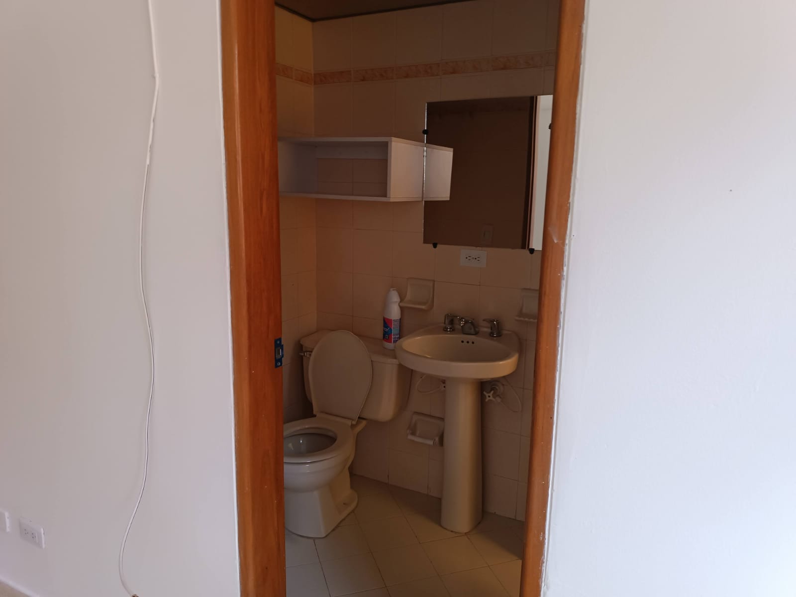 Aparta Estudio para Venta  en el Barrio Simón Bolívar de Medellín.