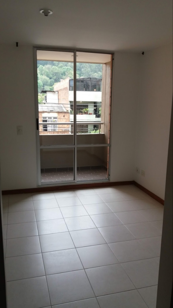 Apartamento en Venta en Los Colores Medellin