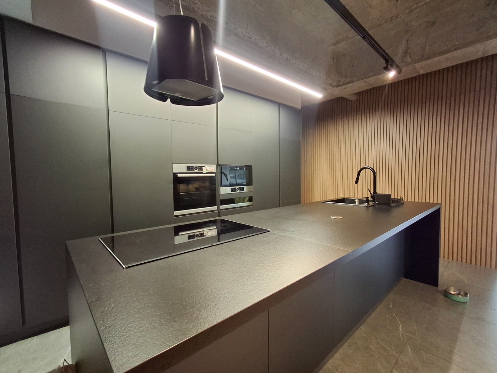 Apartamento en venta Medellín poblado transversal superior con Balsos