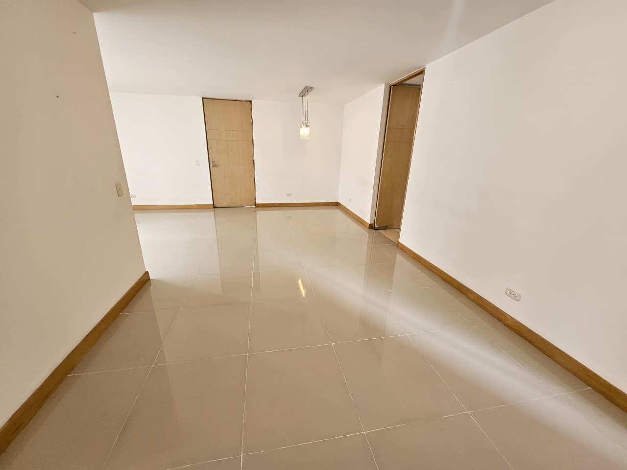 APARTAMENTO EN ARRIENDO CAMINO VERDE ENVIGADO