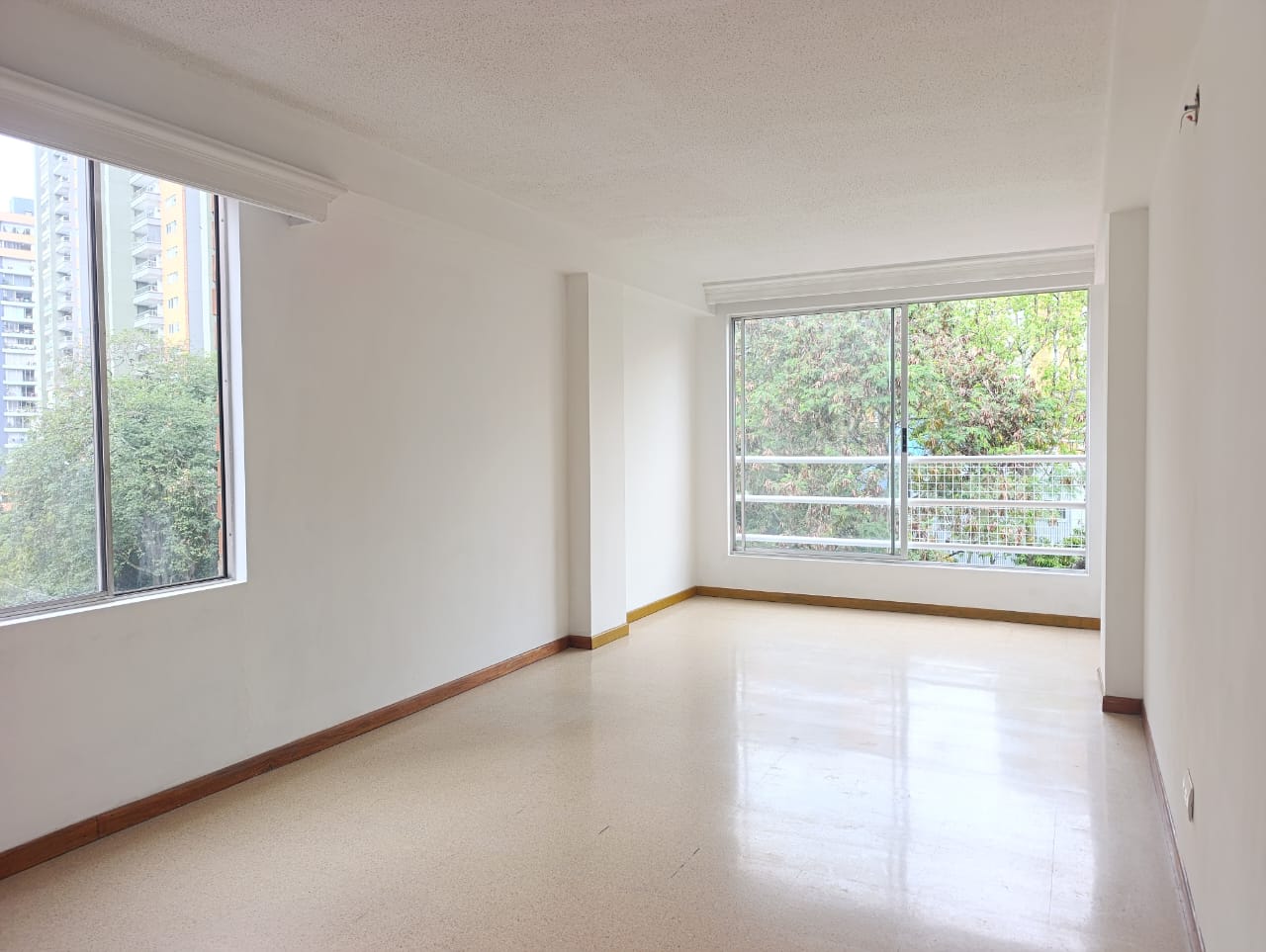 Apartamento en venta Loma de los Bernal parte baja