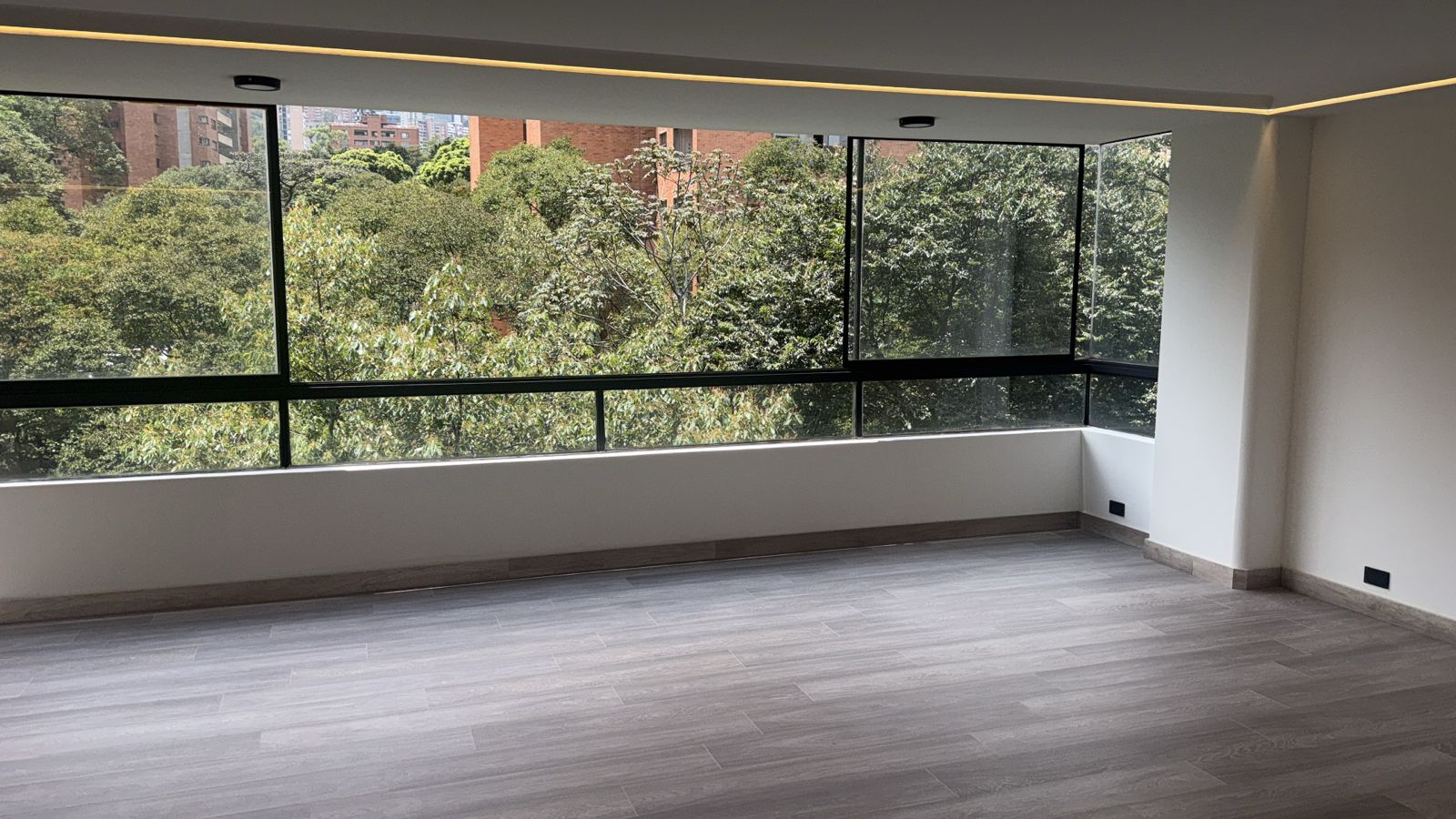 Apartamento para la venta el poblado sector la Tomatera