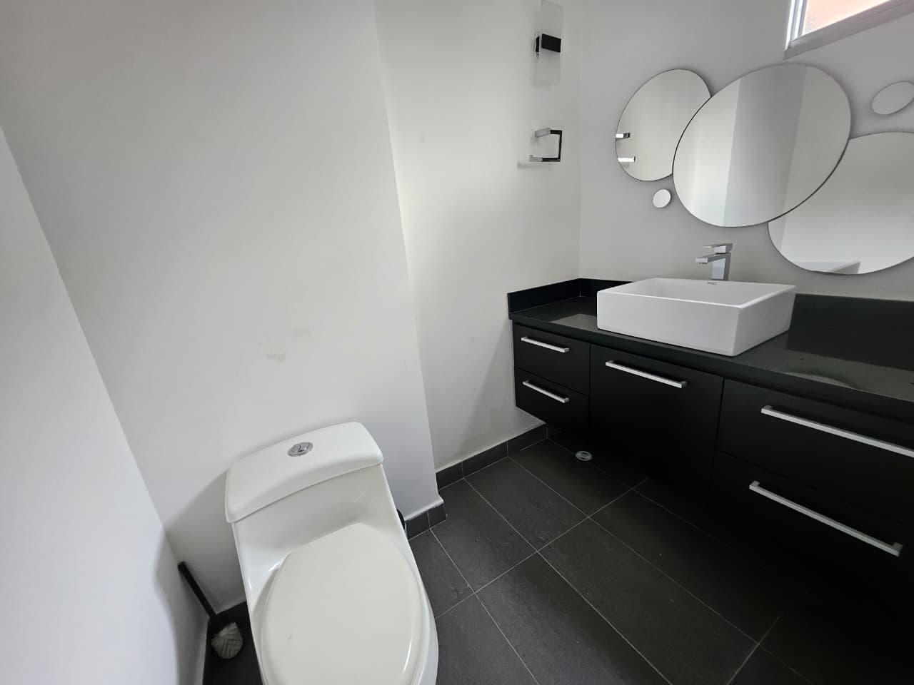 Apartamento amoblado en arriendo en La Loma del Esmeraldal Envigado