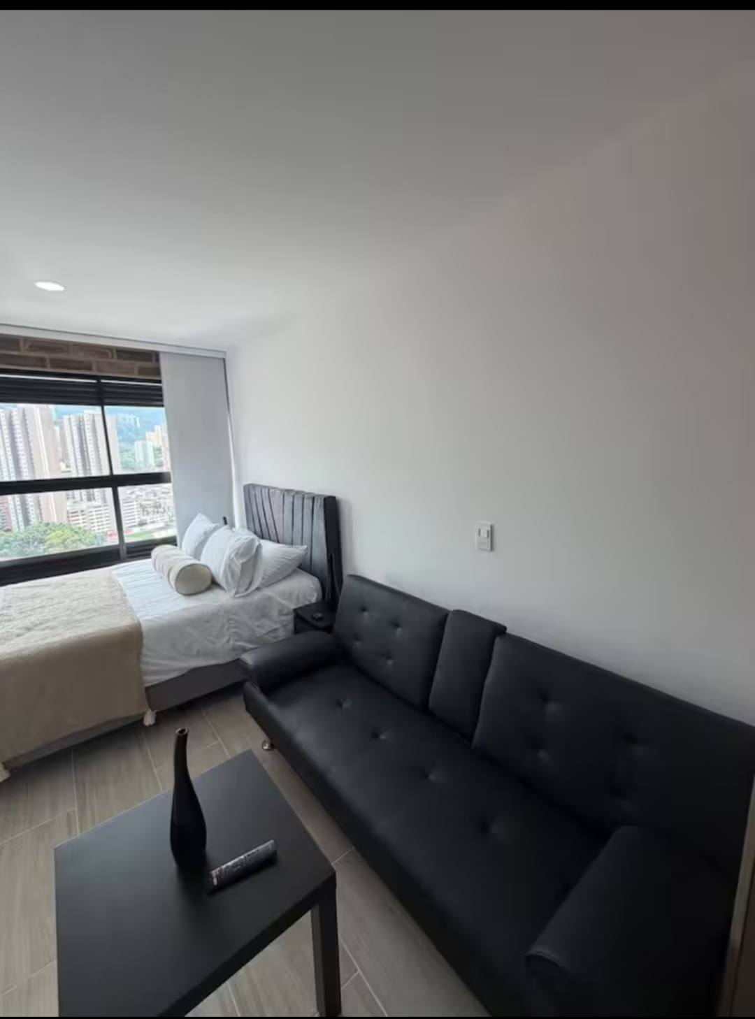 Apartaestudio en arriendo en Sabaneta avenida Las Vegas