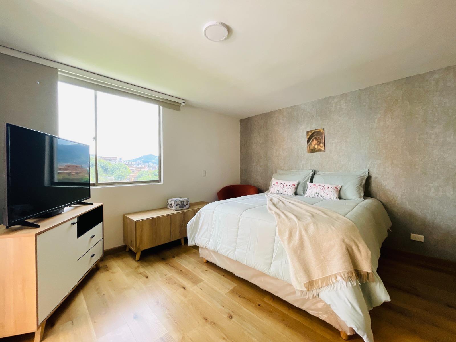 Apartamento en venta La Abadía Envigado – 83 m² + 2 parqueaderos