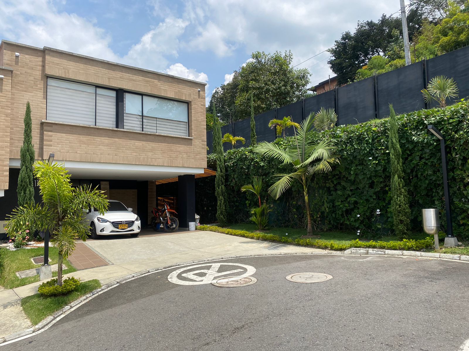 Casa para la venta en Envigado la Calleja