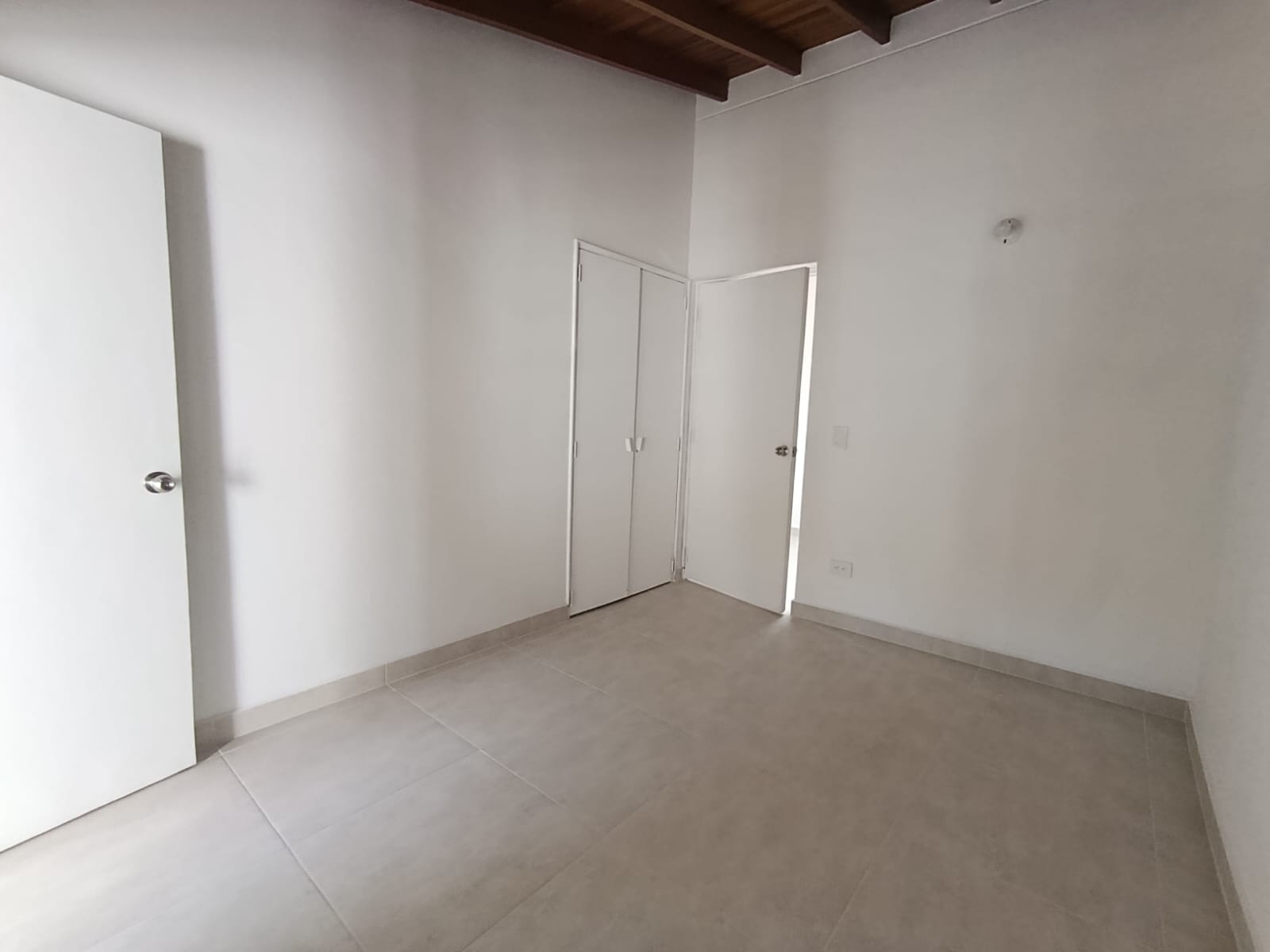 Casa Comercial Para Arriendo Belén La Palma