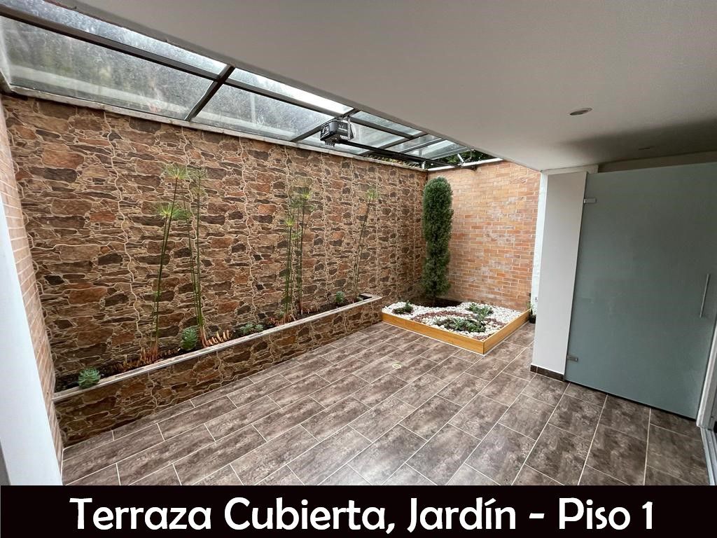 Casa para la venta en La Estrella Cerca del Parque - Antioquia