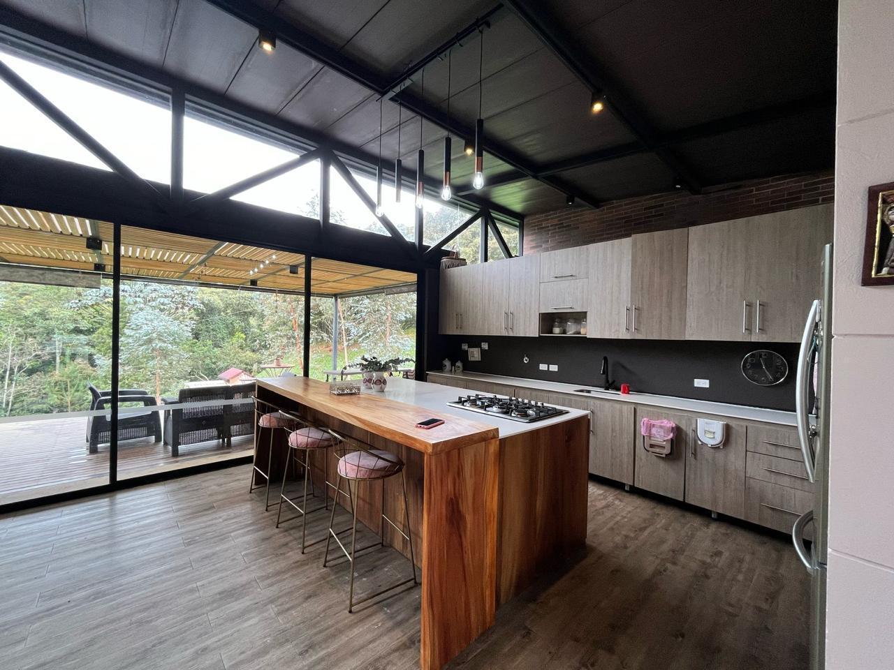 Venta de casa en Envigado Loma de El Escobero