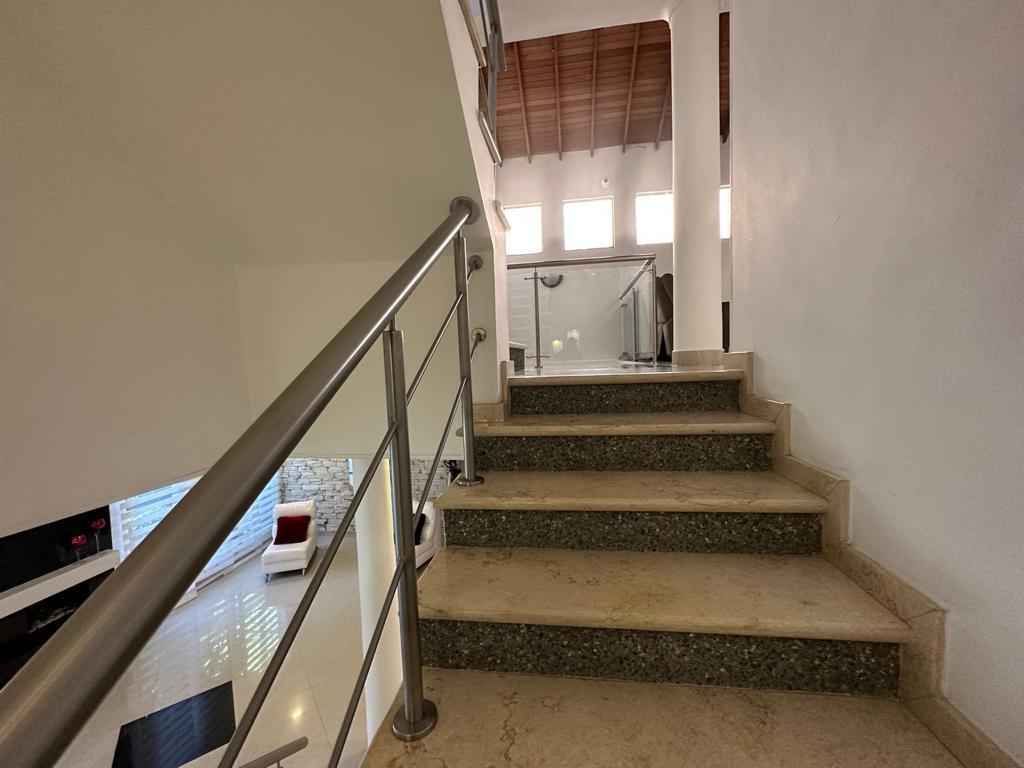 Hermosa casa para la venta en la Cola del Zorro, Medellín.