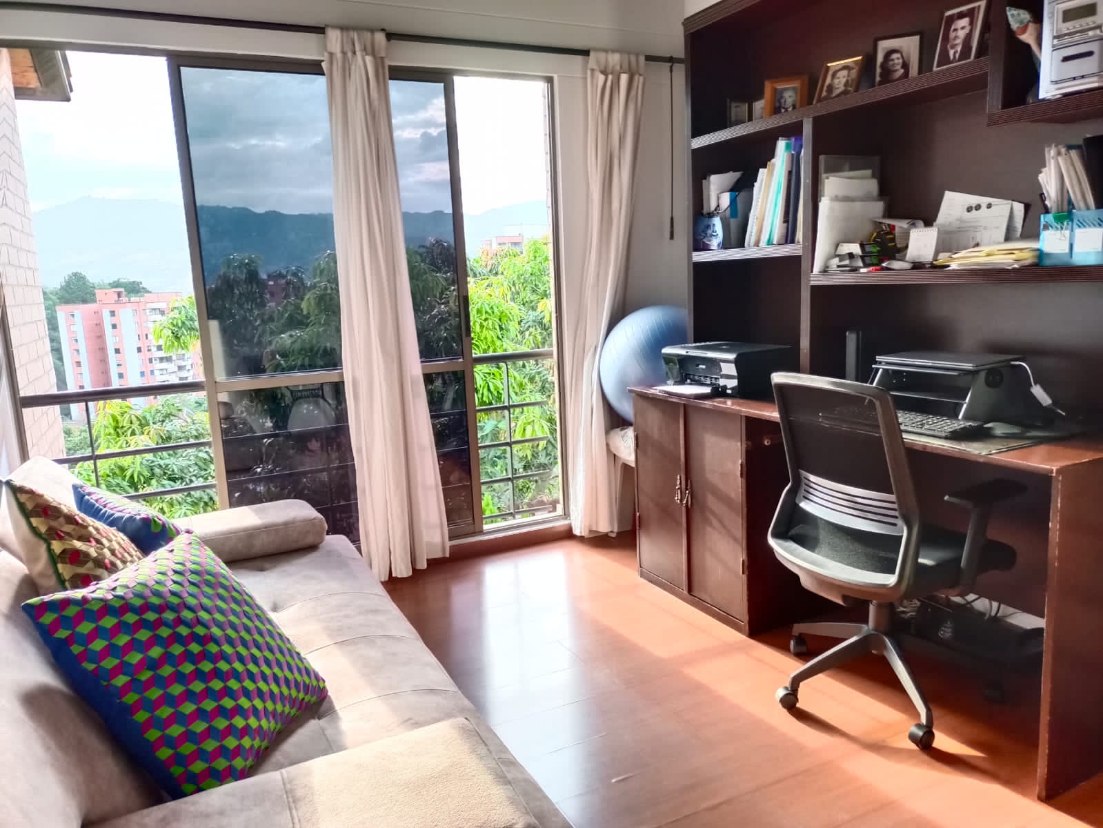 Casa en venta en Envigado Benedictinos