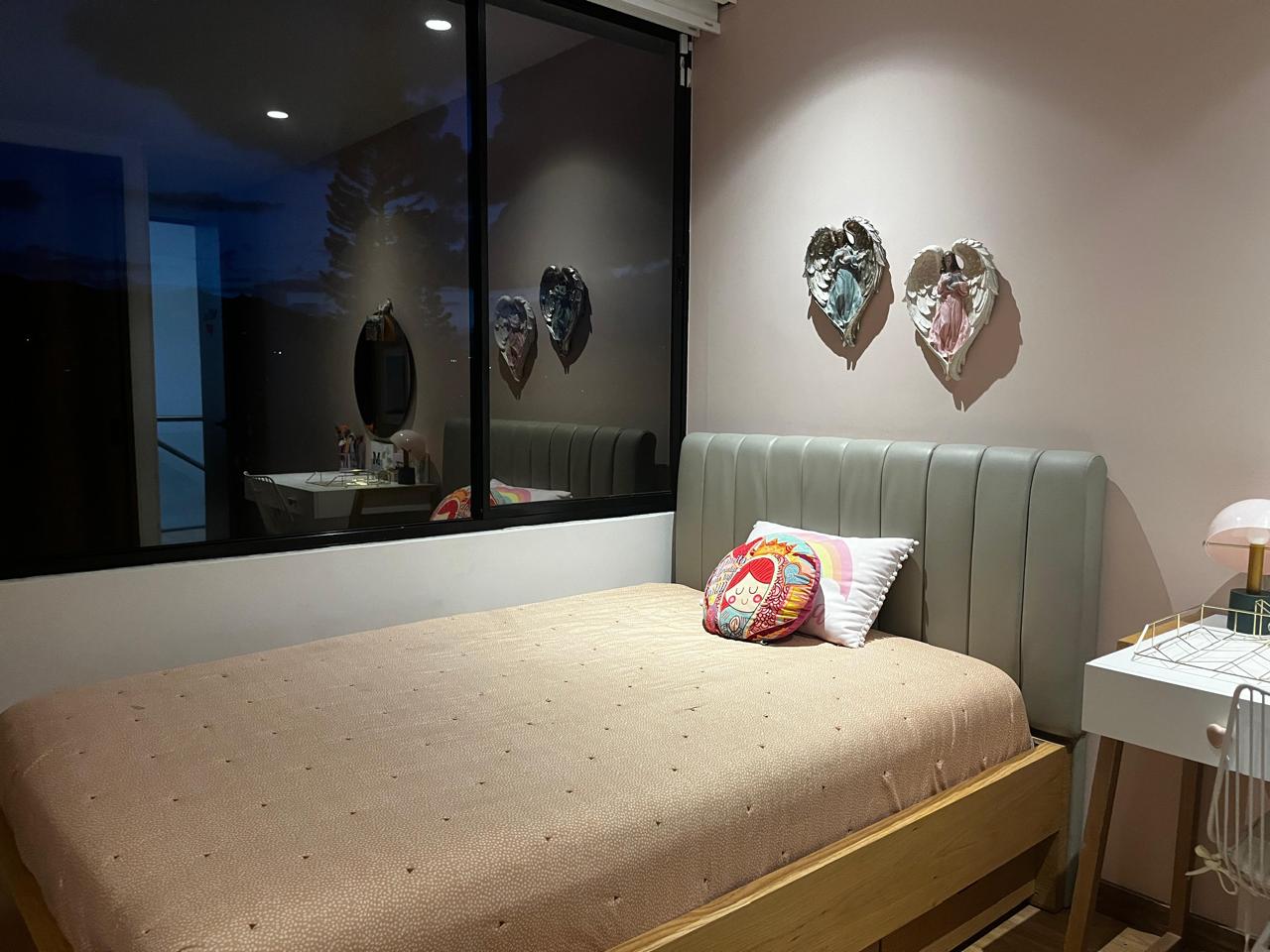 Casa para la venta en Envigado la Calleja