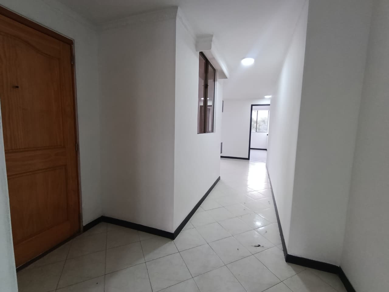 Apartamento en arriendo en Loma de los Bernal Medellín