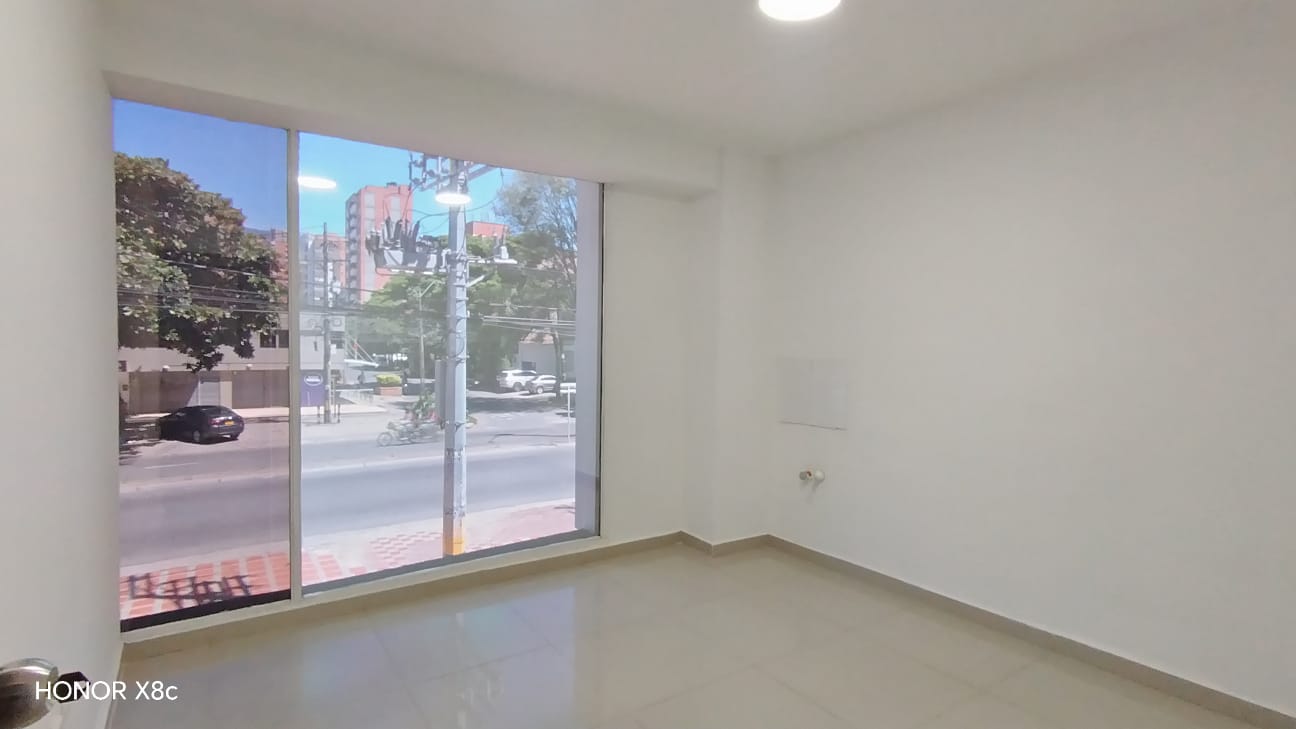 Casa comercial para arriendo en La 80 Estadio