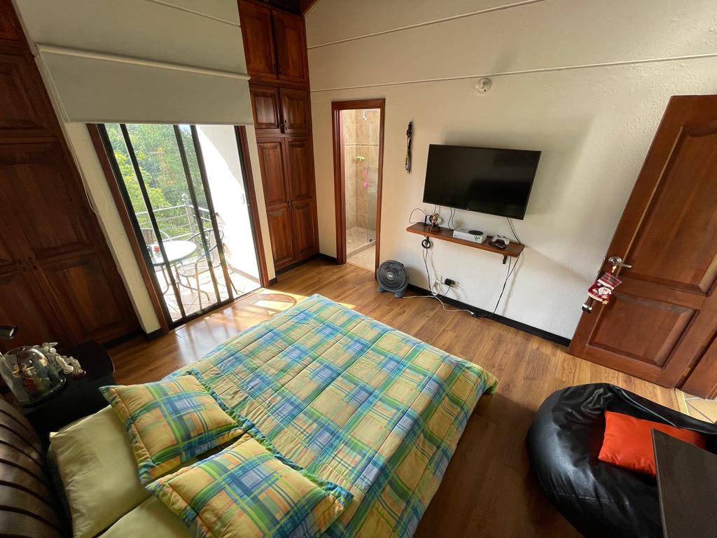 VENTA DE CASA SABANETA ANTIOQUIA.