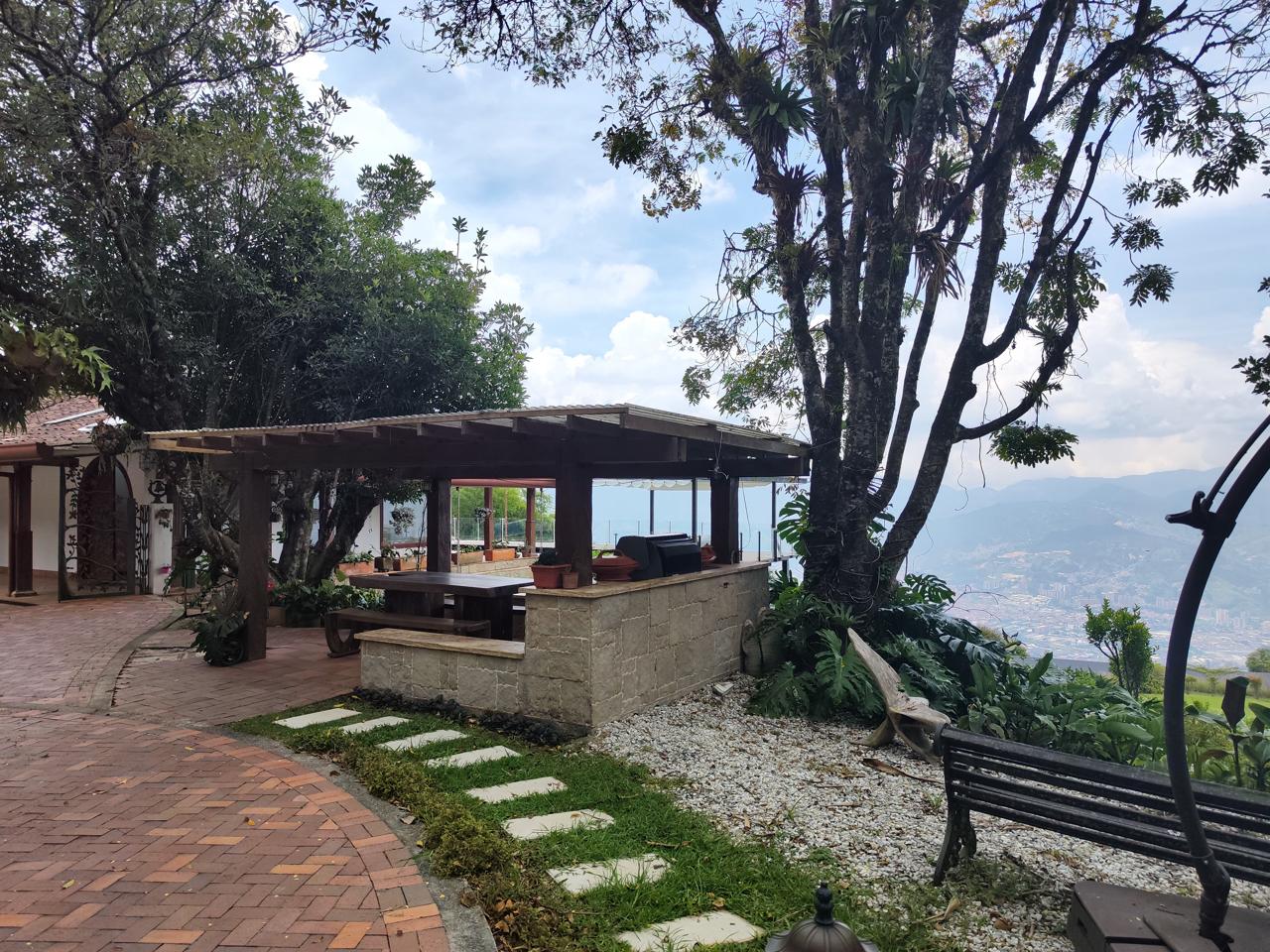 Casa en venta en las Palmas Medellin