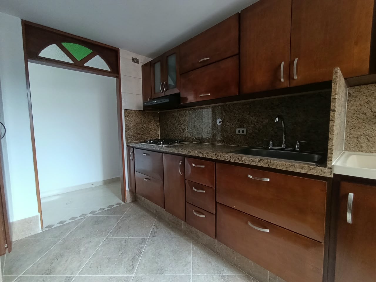 Apartamento en arriendo en Loma de los Bernal Medellín