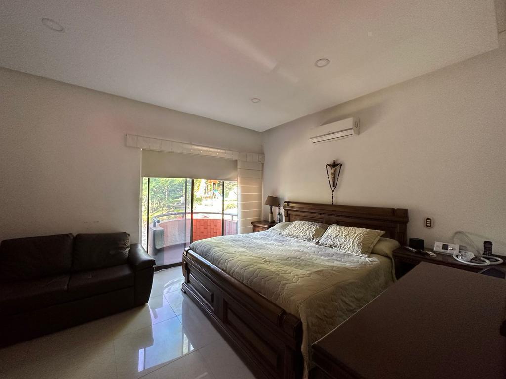 Hermosa casa para la venta en la Cola del Zorro, Medellín.