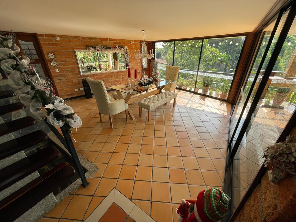 VENTA DE CASA SABANETA ANTIOQUIA.