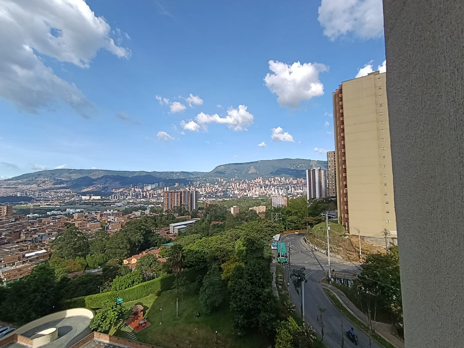 APARTAMENTO EN ARRIENDO, RODEO ALTO