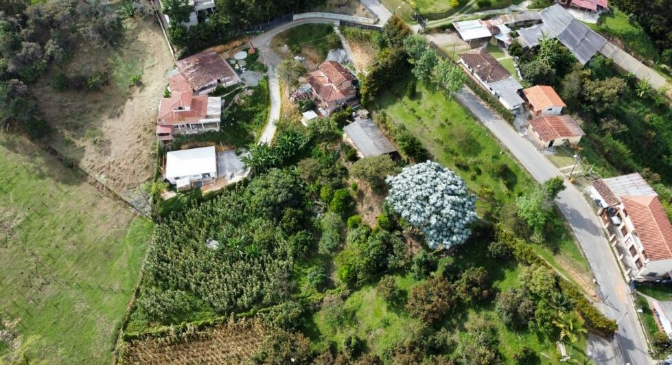 VENTA DE FINCA EN RIONEGRO SECTOR LAS LASJAS