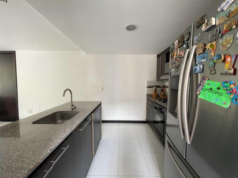 Apartamento en venta Medellín sector Loma del indio