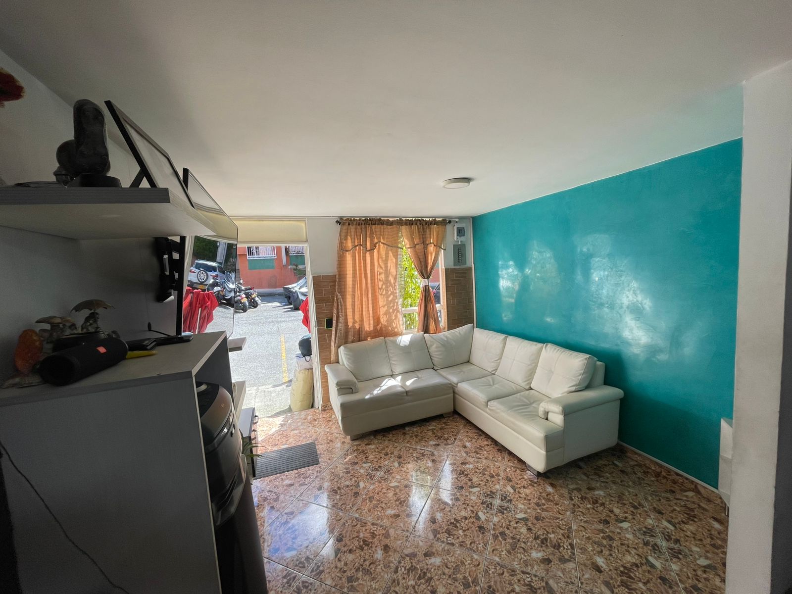 CASA EN VENTA EN RODEO ALTO MEDELLIN
