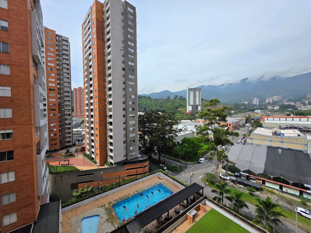 Apartamento en venta en sabaneta cerca a la estación del metro