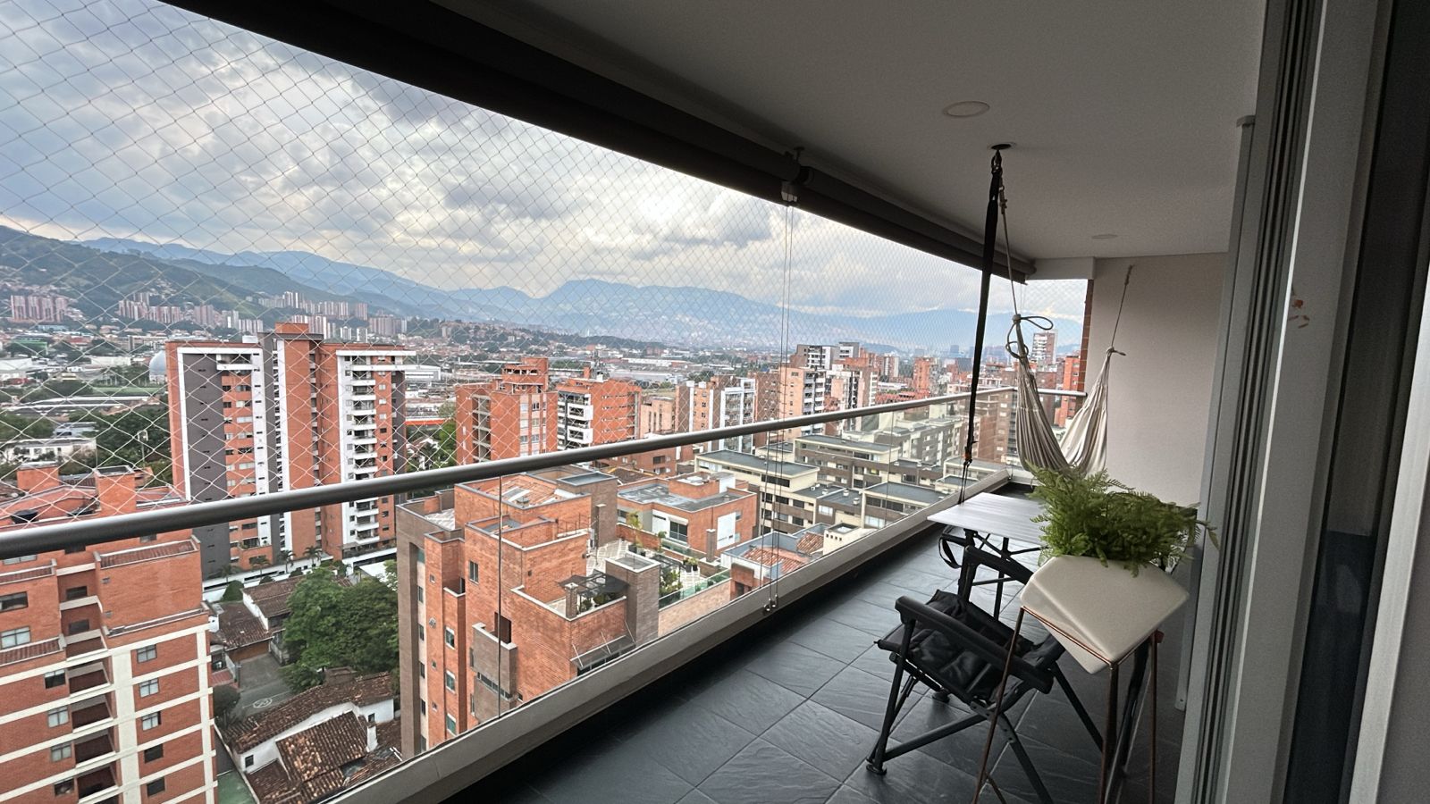 Vendo Apartamento Hermoso en Envigado La Niña Maria Zuñiga Antioquia