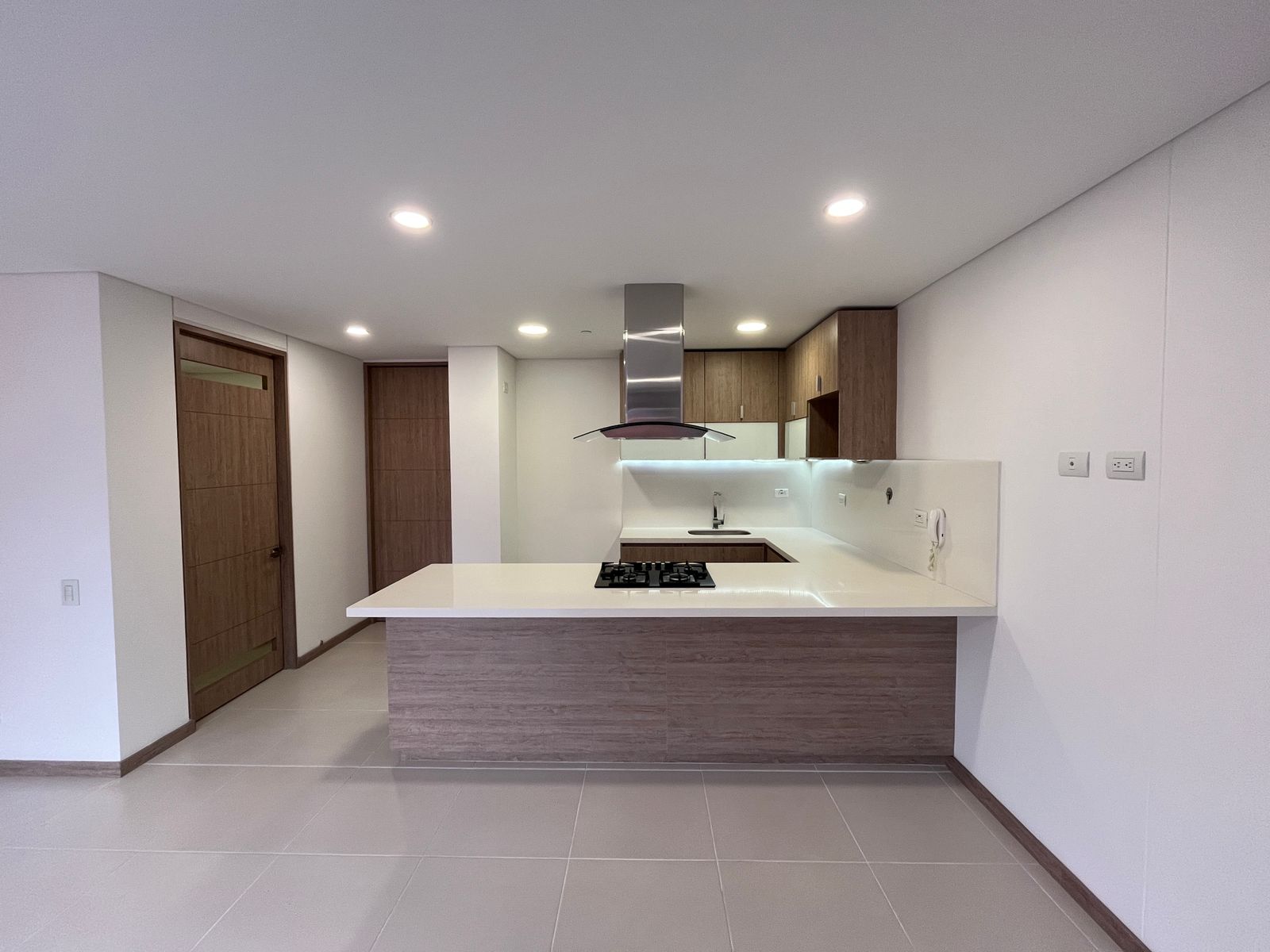 Vendo  Apartamento envigado loma del chocho