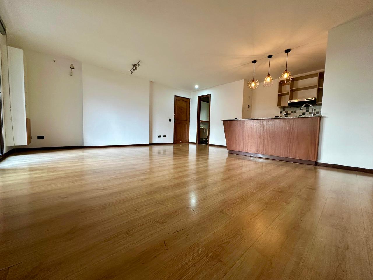 Apartaestudio para arriendo en El Poblado Los Balsos