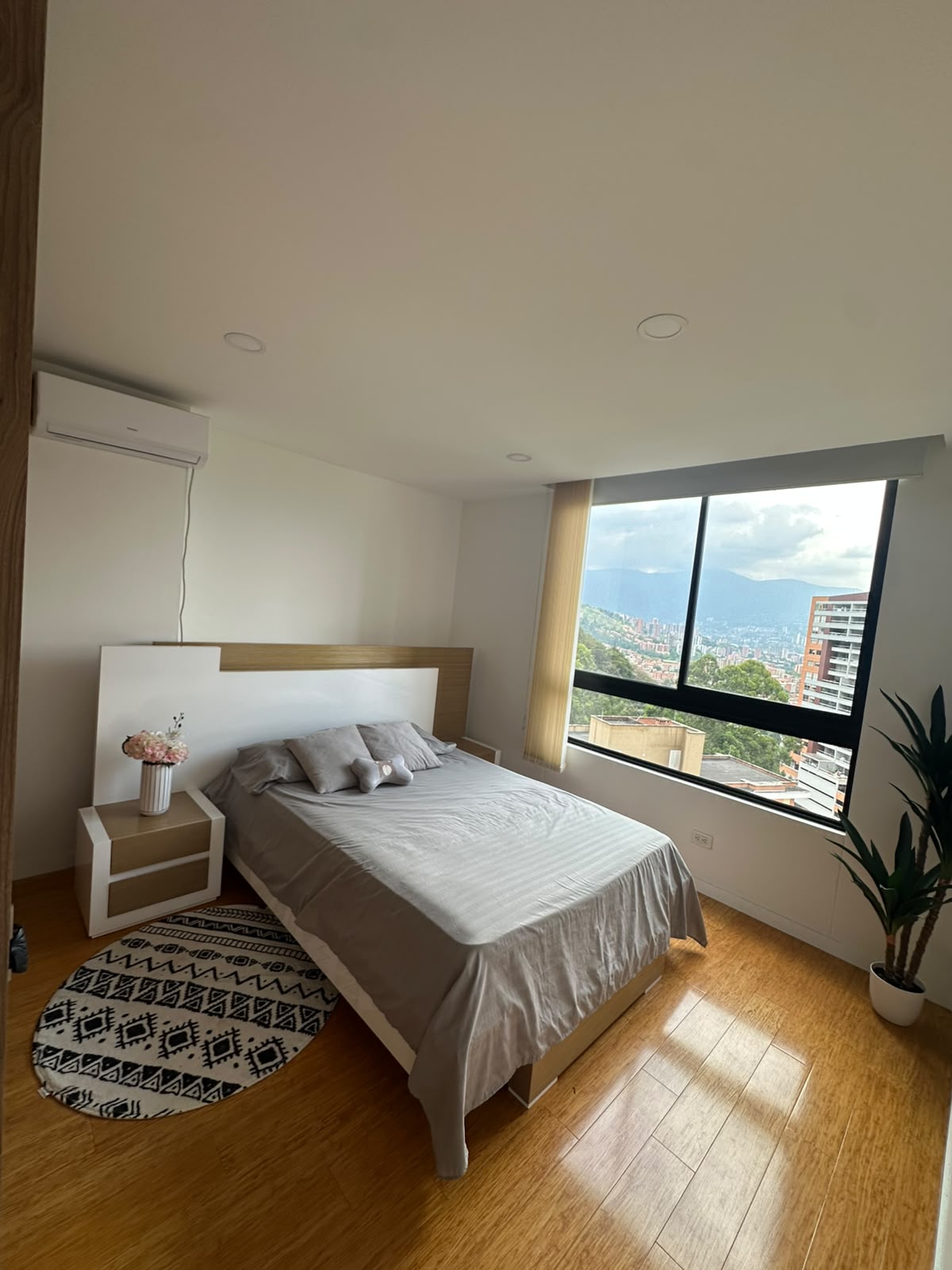 Apartamento amoblado en La Loma de las Brujas Envigado