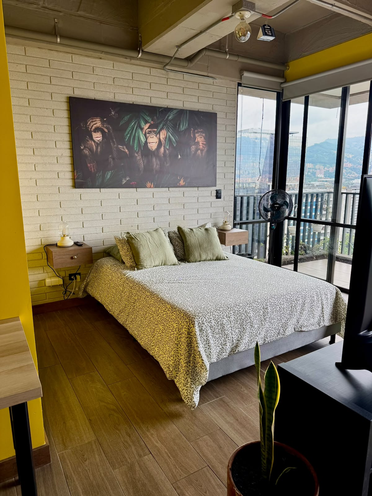 Apartaestudio amoblado para arriendo en Ciudad del Río El Poblado