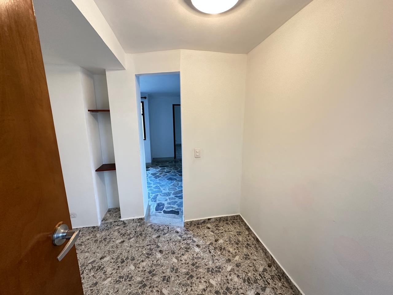 Apartamento para arriendo sector Laureles