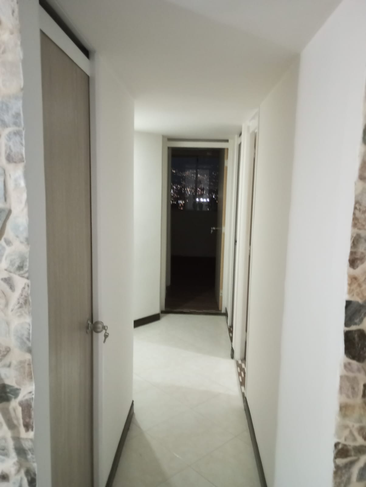 Apartamento para la venta en Envigado sector Uribe Angel
