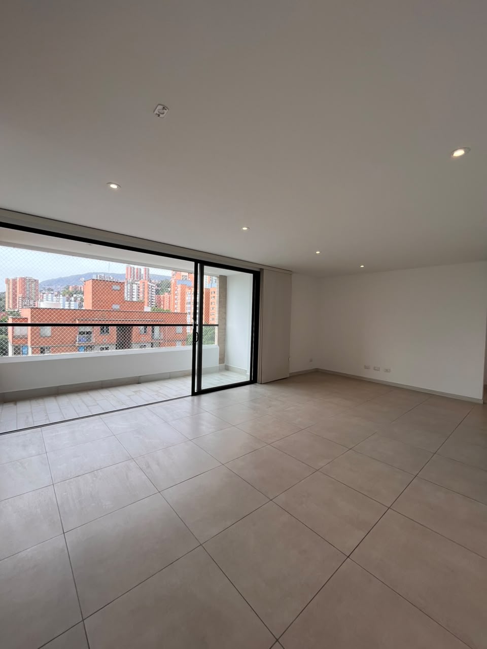 Apartamento en arriendo en Castropol El Poblado Medellín