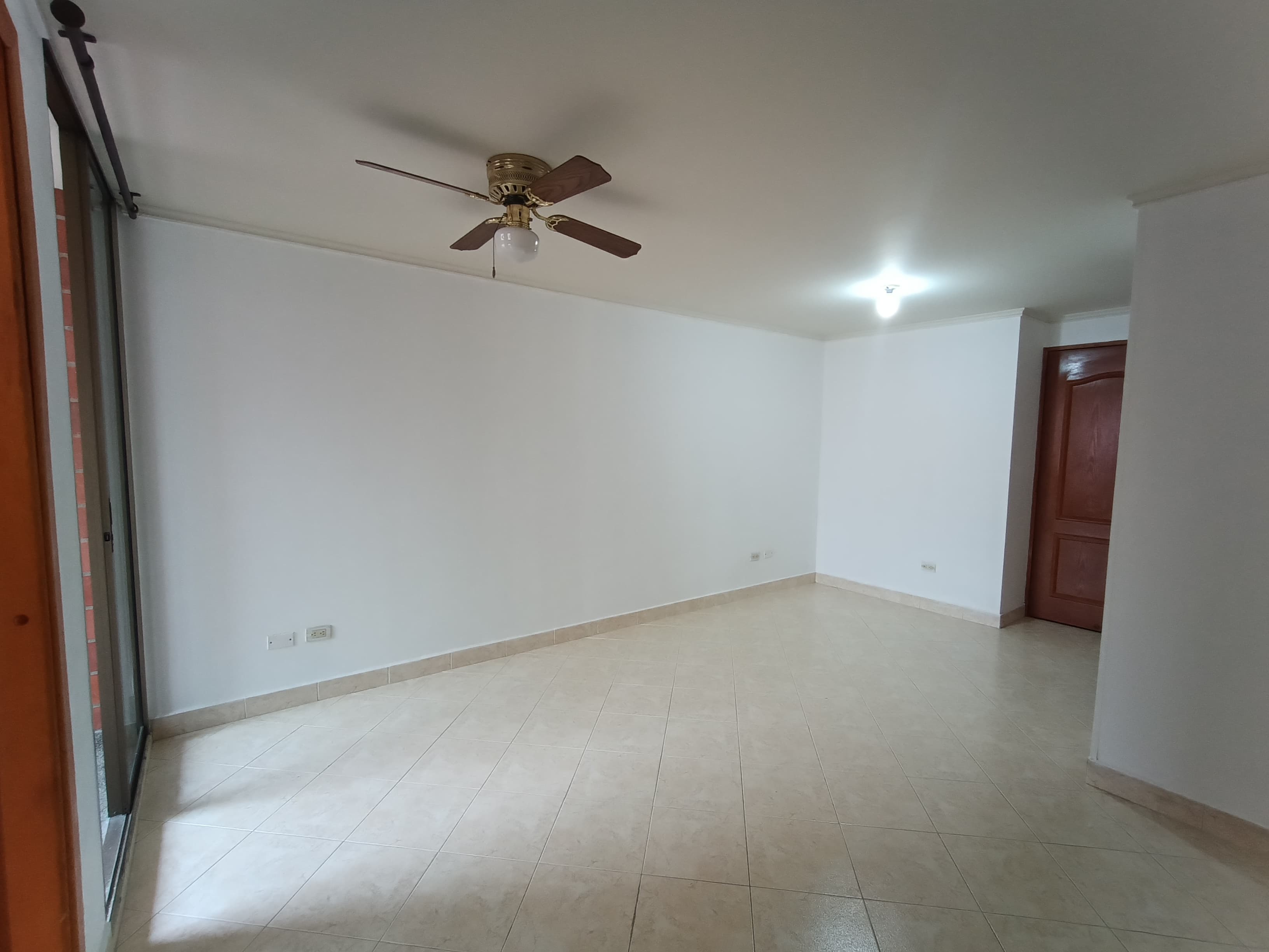 Apartamento en venta Medellin Loma de los Bernal