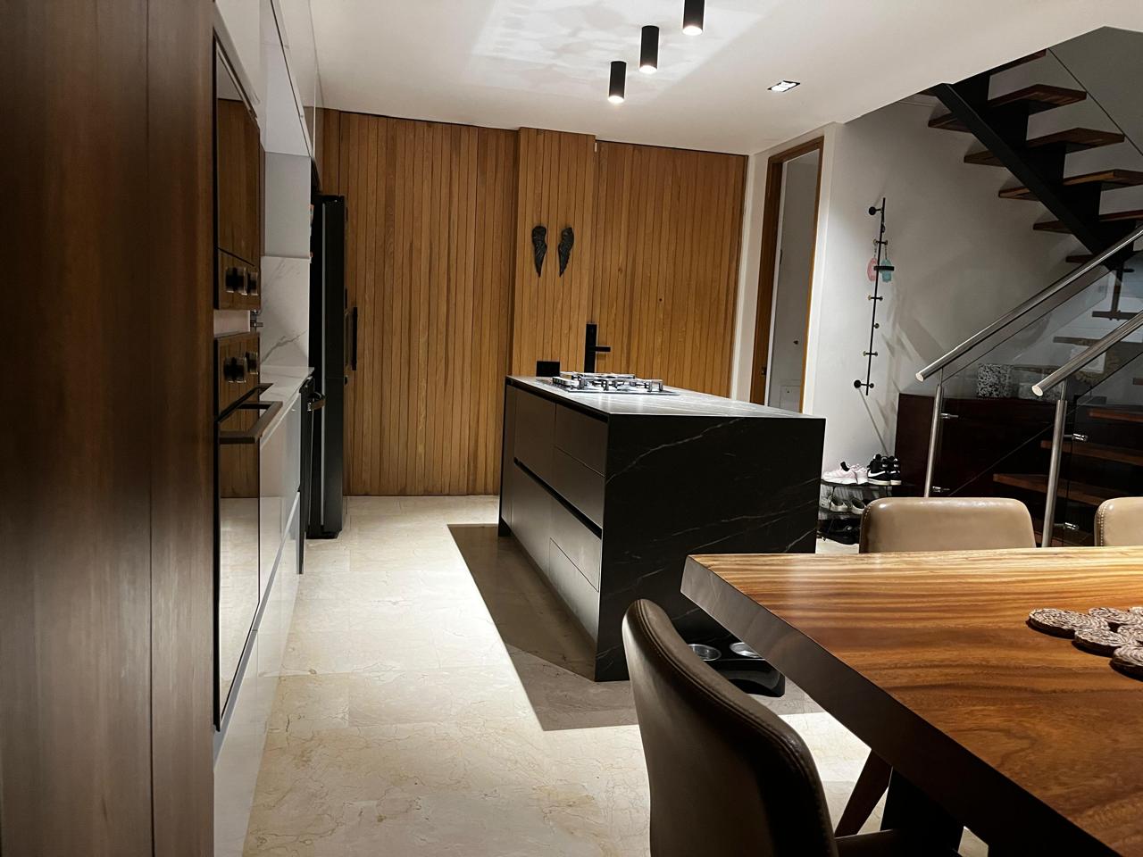 Casa para la venta en Envigado la Calleja
