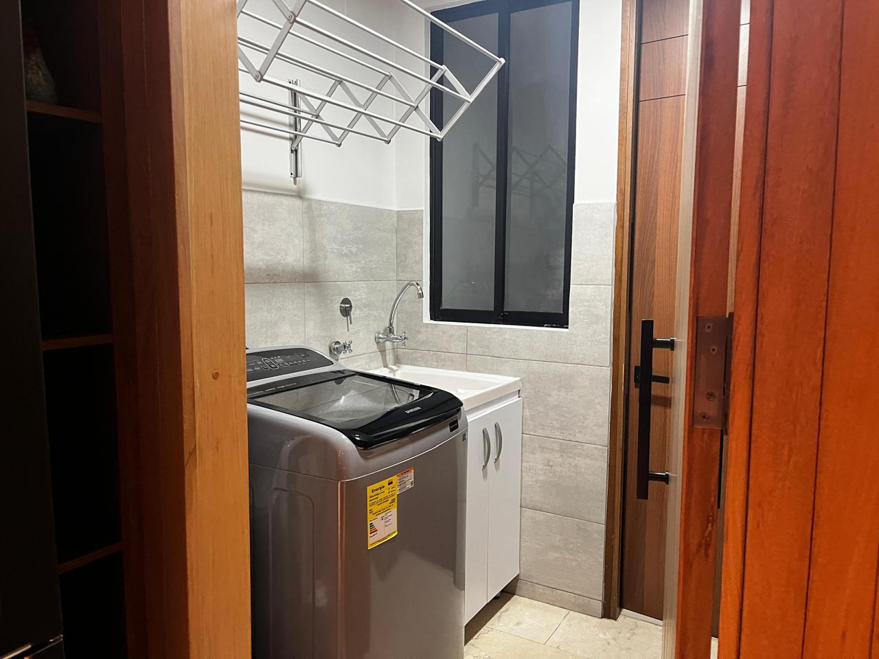 Casa para la venta en Envigado la Calleja