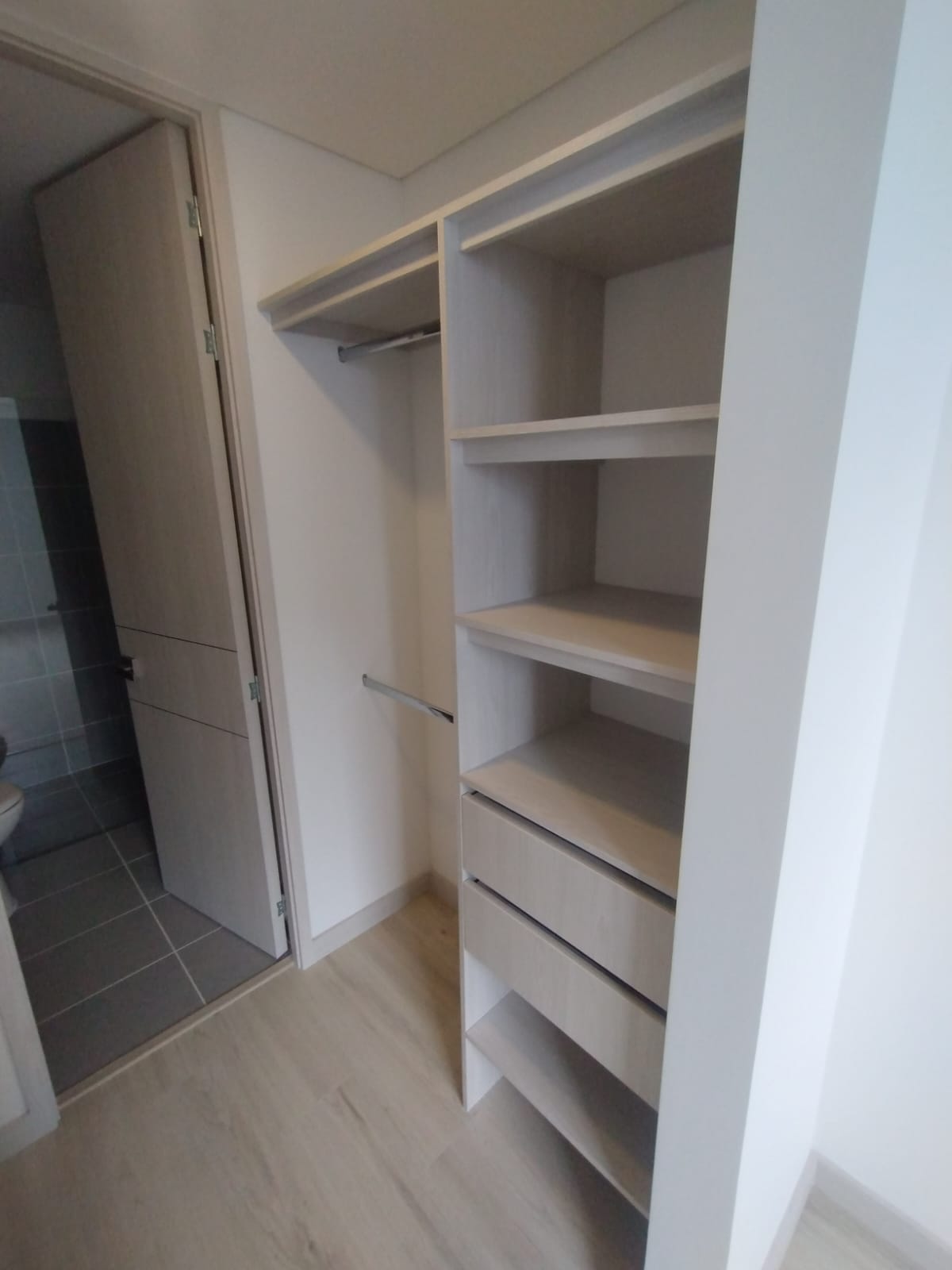 Arriendo apartamento en La Estrella para estrenar