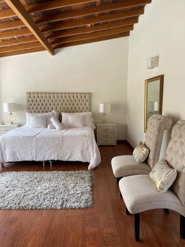 Casa en venta en Loma del Escobero Envigado