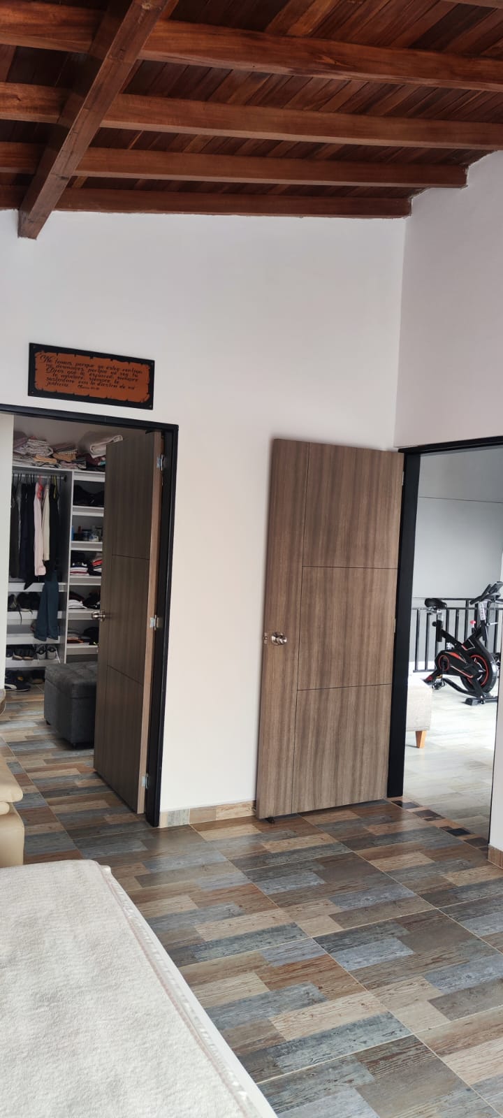 Venta de Hermosa Casa Girardota