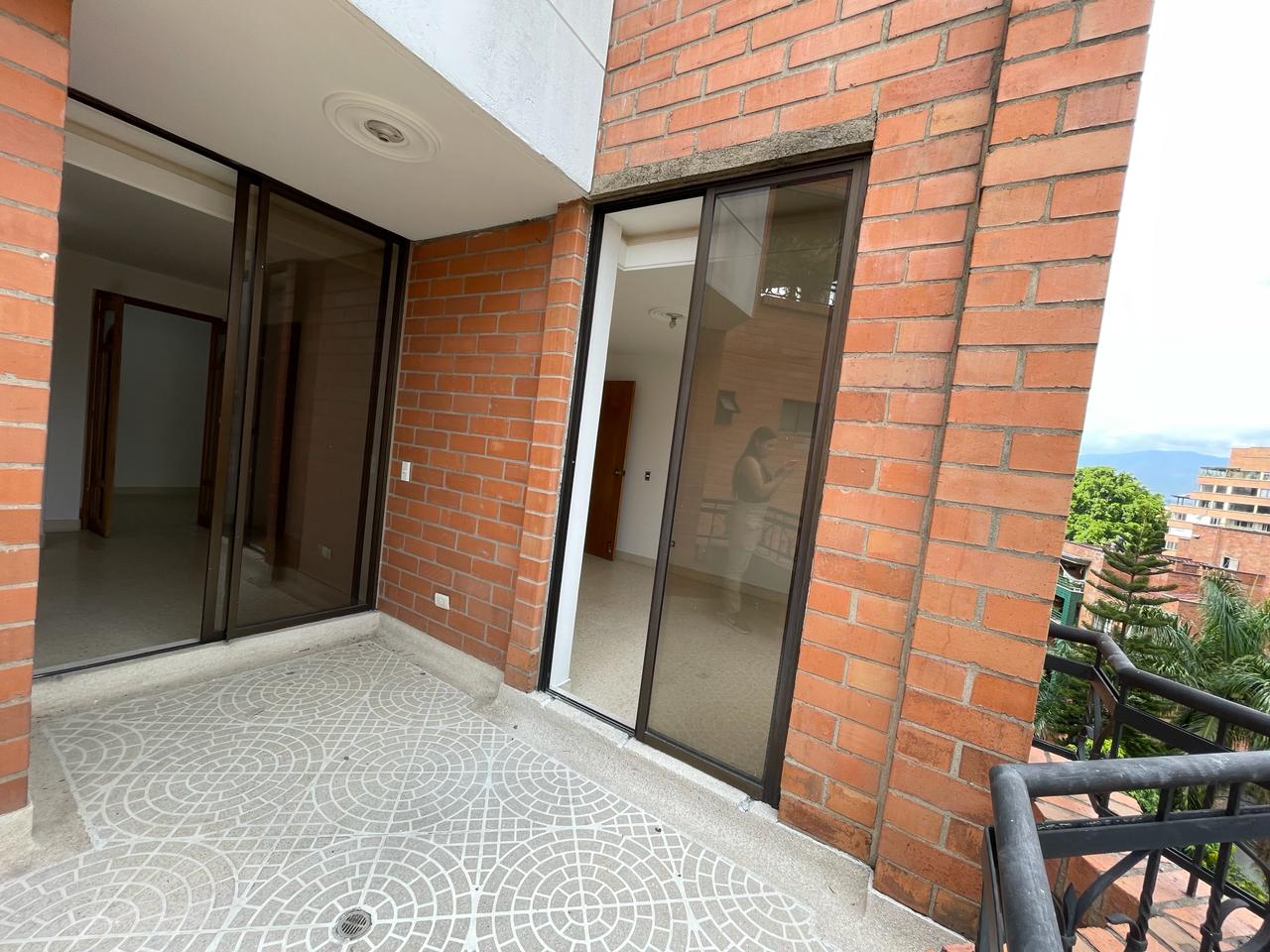 Apartamento en venta  en Conquistadores - Medellín