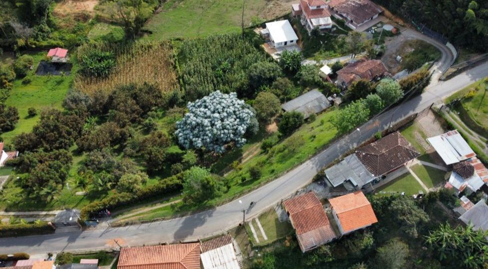 VENTA DE FINCA EN RIONEGRO SECTOR LAS LASJAS